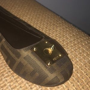 Fendi flats